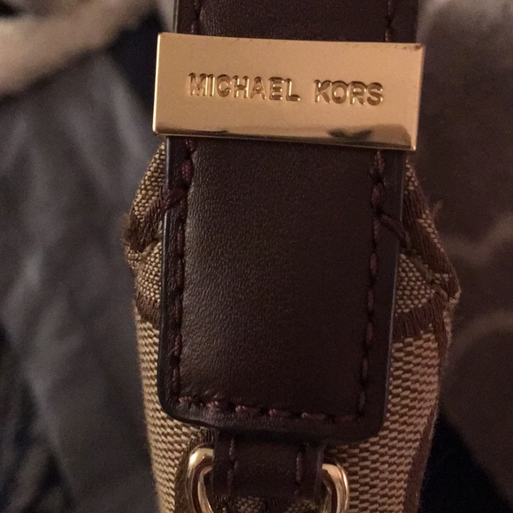 Michael Kors Handbag - Picture 3 of 6